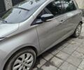 Серый Рено Зое, объемом двигателя 0 л и пробегом 74 тыс. км за 8000 $, фото 3 на Automoto.ua