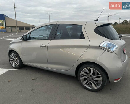 Сірий Рено Зое, об'ємом двигуна 0 л та пробігом 85 тис. км за 6800 $, фото 4 на Automoto.ua