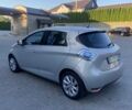 Серый Рено Зое, объемом двигателя 0 л и пробегом 74 тыс. км за 7650 $, фото 7 на Automoto.ua