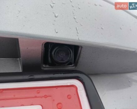 Серый Рено Зое, объемом двигателя 0 л и пробегом 153 тыс. км за 6500 $, фото 34 на Automoto.ua