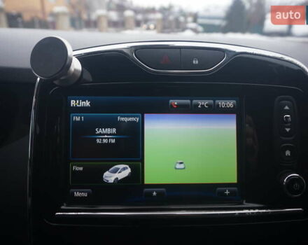 Серый Рено Зое, объемом двигателя 0 л и пробегом 98 тыс. км за 7200 $, фото 32 на Automoto.ua