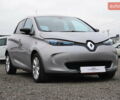 Серый Рено Зое, объемом двигателя 0 л и пробегом 74 тыс. км за 6999 $, фото 4 на Automoto.ua