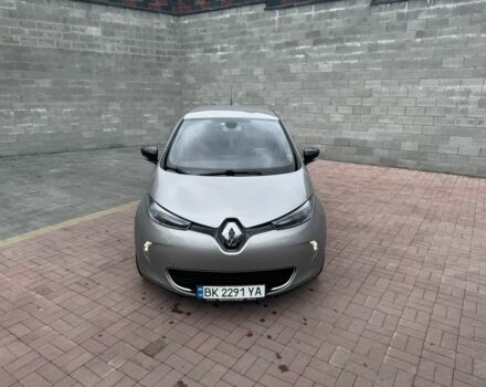 Сірий Рено Зое, об'ємом двигуна 0 л та пробігом 160 тис. км за 8000 $, фото 1 на Automoto.ua
