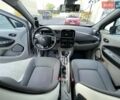 Серый Рено Зое, объемом двигателя 0 л и пробегом 65 тыс. км за 8900 $, фото 52 на Automoto.ua