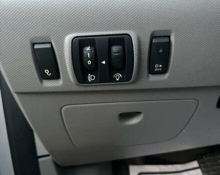Сірий Рено Зое, об'ємом двигуна 0 л та пробігом 142 тис. км за 5950 $, фото 11 на Automoto.ua