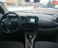 Серый Рено Зое, объемом двигателя 0 л и пробегом 98 тыс. км за 7200 $, фото 47 на Automoto.ua