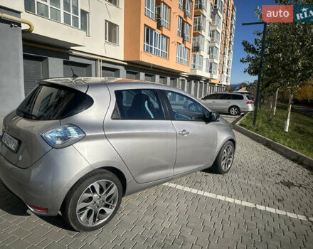 Рено Зое 2015 в Виннице на Automoto.ua Серый Рено Зое, объемом двигателя 0 л и пробегом 126 тыс. км за 7900 $, фото 2 на Automoto.ua