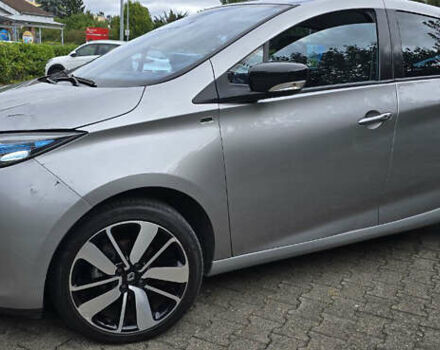 Рено Зое 2015 у Києві на Automoto.ua Сірий Рено Зое, об'ємом двигуна 0 л та пробігом 42 тис. км за 6200 $, фото 5 на Automoto.ua