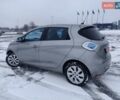Серый Рено Зое, объемом двигателя 0 л и пробегом 153 тыс. км за 6500 $, фото 6 на Automoto.ua