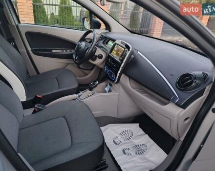 Сірий Рено Зое, об'ємом двигуна 0 л та пробігом 56 тис. км за 6700 $, фото 9 на Automoto.ua