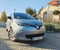 Серый Рено Зое, объемом двигателя 0 л и пробегом 170 тыс. км за 7700 $, фото 3 на Automoto.ua