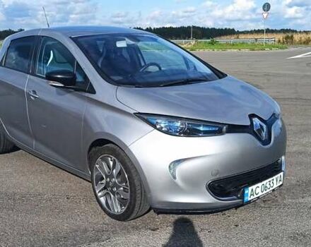 Серый Рено Зое, объемом двигателя 0 л и пробегом 147 тыс. км за 6550 $, фото 14 на Automoto.ua