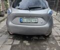 Серый Рено Зое, объемом двигателя 0 л и пробегом 74 тыс. км за 8000 $, фото 2 на Automoto.ua