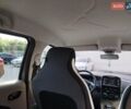 Серый Рено Зое, объемом двигателя 0 л и пробегом 85 тыс. км за 8400 $, фото 12 на Automoto.ua