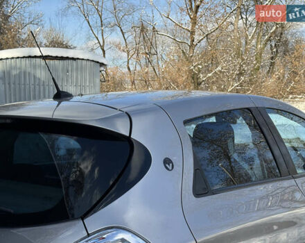 Сірий Рено Зое, об'ємом двигуна 0 л та пробігом 104 тис. км за 6199 $, фото 63 на Automoto.ua