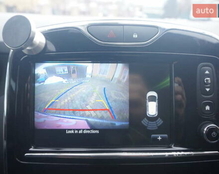 Серый Рено Зое, объемом двигателя 0 л и пробегом 98 тыс. км за 7200 $, фото 33 на Automoto.ua