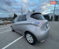Серый Рено Зое, объемом двигателя 0 л и пробегом 104 тыс. км за 9700 $, фото 6 на Automoto.ua