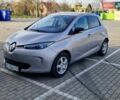 Серый Рено Зое, объемом двигателя 0 л и пробегом 39 тыс. км за 7199 $, фото 1 на Automoto.ua