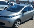 Серый Рено Зое, объемом двигателя 0 л и пробегом 100 тыс. км за 11300 $, фото 1 на Automoto.ua