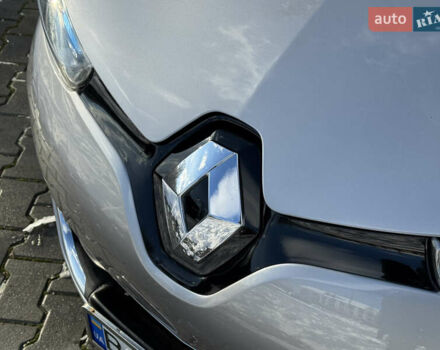 Сірий Рено Зое, об'ємом двигуна 0 л та пробігом 104 тис. км за 6199 $, фото 75 на Automoto.ua