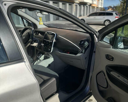 Рено Зое 2015 в Виннице на Automoto.ua Серый Рено Зое, объемом двигателя 0 л и пробегом 126 тыс. км за 7900 $, фото 12 на Automoto.ua