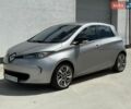 Серый Рено Зое, объемом двигателя 0 л и пробегом 127 тыс. км за 6900 $, фото 1 на Automoto.ua