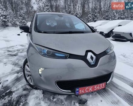 Серый Рено Зое, объемом двигателя 0 л и пробегом 153 тыс. км за 6500 $, фото 12 на Automoto.ua