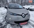 Серый Рено Зое, объемом двигателя 0 л и пробегом 153 тыс. км за 6500 $, фото 12 на Automoto.ua