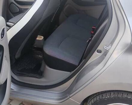 Сірий Рено Зое, об'ємом двигуна 0 л та пробігом 58 тис. км за 7700 $, фото 16 на Automoto.ua