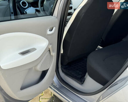 Сірий Рено Зое, об'ємом двигуна 0 л та пробігом 104 тис. км за 6199 $, фото 47 на Automoto.ua