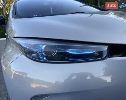 Серый Рено Зое, объемом двигателя 0 л и пробегом 74 тыс. км за 7650 $, фото 38 на Automoto.ua