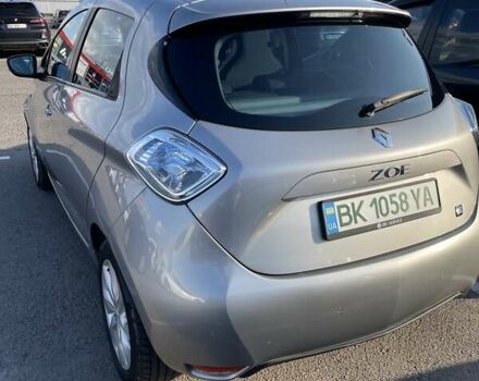 Сірий Рено Зое, об'ємом двигуна 0 л та пробігом 126 тис. км за 7000 $, фото 1 на Automoto.ua