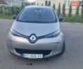 Серый Рено Зое, объемом двигателя 0 л и пробегом 39 тыс. км за 7000 $, фото 24 на Automoto.ua