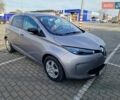 Серый Рено Зое, объемом двигателя 0 л и пробегом 39 тыс. км за 7199 $, фото 34 на Automoto.ua