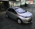 Серый Рено Зое, объемом двигателя 0 л и пробегом 137 тыс. км за 6800 $, фото 2 на Automoto.ua