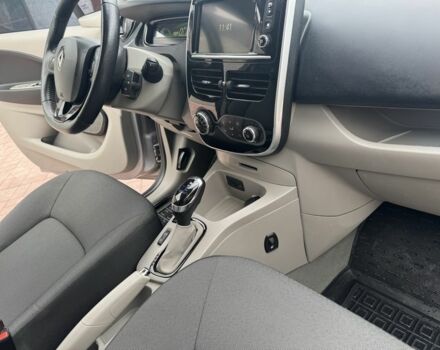 Сірий Рено Зое, об'ємом двигуна 0 л та пробігом 160 тис. км за 8000 $, фото 20 на Automoto.ua