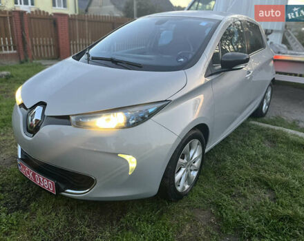 Сірий Рено Зое, об'ємом двигуна 0 л та пробігом 142 тис. км за 5950 $, фото 6 на Automoto.ua