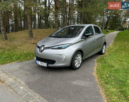 Сірий Рено Зое, об'ємом двигуна 0 л та пробігом 105 тис. км за 6800 $, фото 1 на Automoto.ua