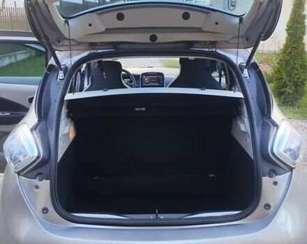 Сірий Рено Зое, об'ємом двигуна 0 л та пробігом 58 тис. км за 7700 $, фото 17 на Automoto.ua