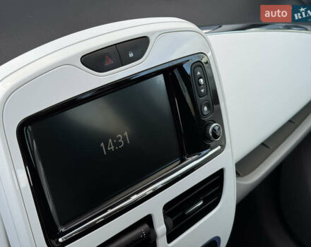 Сірий Рено Зое, об'ємом двигуна 0 л та пробігом 104 тис. км за 6199 $, фото 18 на Automoto.ua