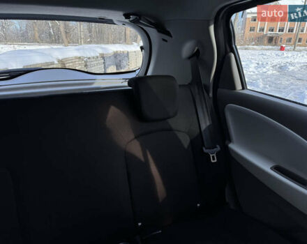 Сірий Рено Зое, об'ємом двигуна 0 л та пробігом 104 тис. км за 6199 $, фото 24 на Automoto.ua