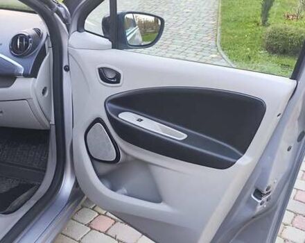 Сірий Рено Зое, об'ємом двигуна 0 л та пробігом 58 тис. км за 7700 $, фото 20 на Automoto.ua