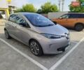 Серый Рено Зое, объемом двигателя 0 л и пробегом 85 тыс. км за 8400 $, фото 2 на Automoto.ua