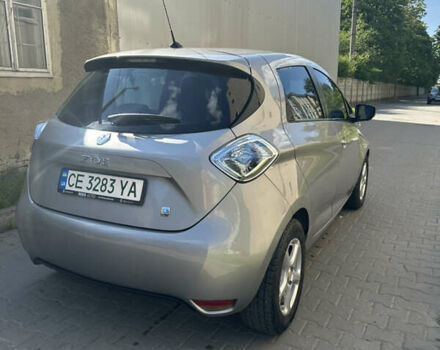 Серый Рено Зое, объемом двигателя 0 л и пробегом 85 тыс. км за 6250 $, фото 3 на Automoto.ua