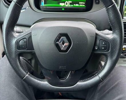 Рено Зое 2015 в Львове на Automoto.ua Серый Рено Зое, объемом двигателя 0 л и пробегом 132 тыс. км за 6700 $, фото 18 на Automoto.ua