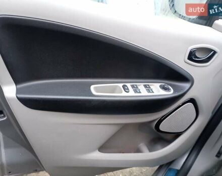 Сірий Рено Зое, об'ємом двигуна 0 л та пробігом 159 тис. км за 5799 $, фото 23 на Automoto.ua