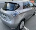 Серый Рено Зое, объемом двигателя 0 л и пробегом 44 тыс. км за 8900 $, фото 80 на Automoto.ua