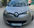 Серый Рено Зое, объемом двигателя 0 л и пробегом 135 тыс. км за 6750 $, фото 14 на Automoto.ua