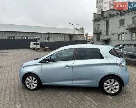 Серый Рено Зое, объемом двигателя 0 л и пробегом 85 тыс. км за 6850 $, фото 4 на Automoto.ua