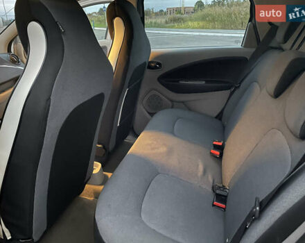 Сірий Рено Зое, об'ємом двигуна 0 л та пробігом 85 тис. км за 6800 $, фото 22 на Automoto.ua